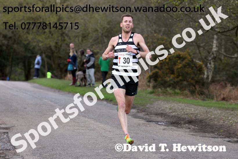 Senior mens English National 12 Stage Road Relay, 2016 English National 12 and 6 Stage Road Relays, Sutton Coldfield, Birmingham. Photo: David T. Hewitson/Sports for All Pics